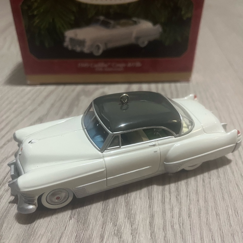 Hallmark Keepsake Ornament - Cream and Silver 1949 Cadillac Coupe de Ville